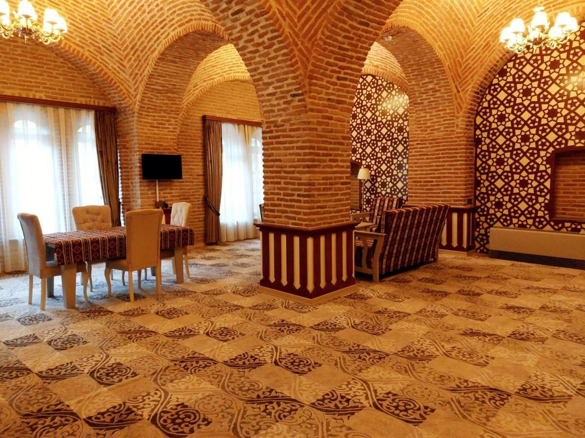 Karvansaray Sah Abbas Hotel Ганджа Екстериор снимка