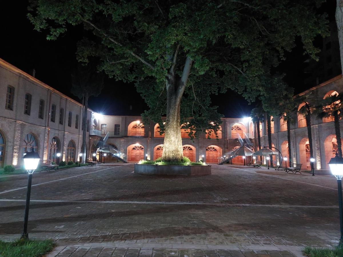 Karvansaray Sah Abbas Hotel Ганджа Екстериор снимка