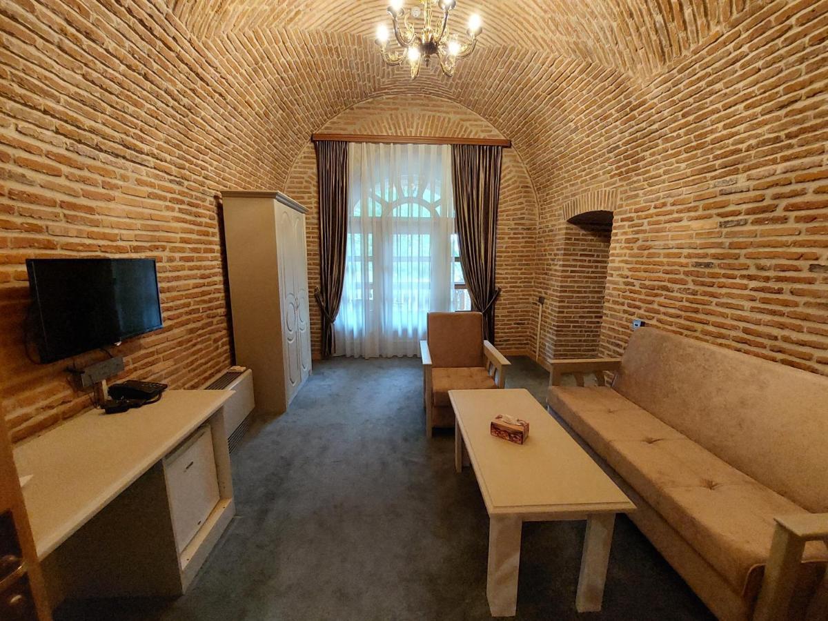 Karvansaray Sah Abbas Hotel Ганджа Екстериор снимка