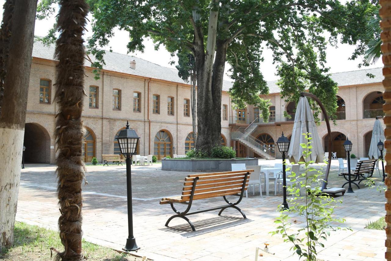 Karvansaray Sah Abbas Hotel Ганджа Екстериор снимка