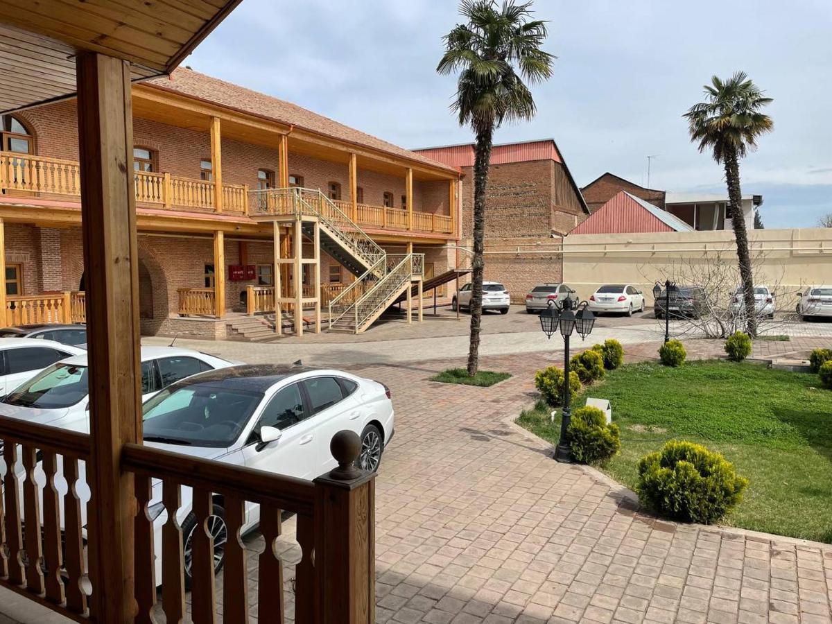 Karvansaray Sah Abbas Hotel Ганджа Екстериор снимка